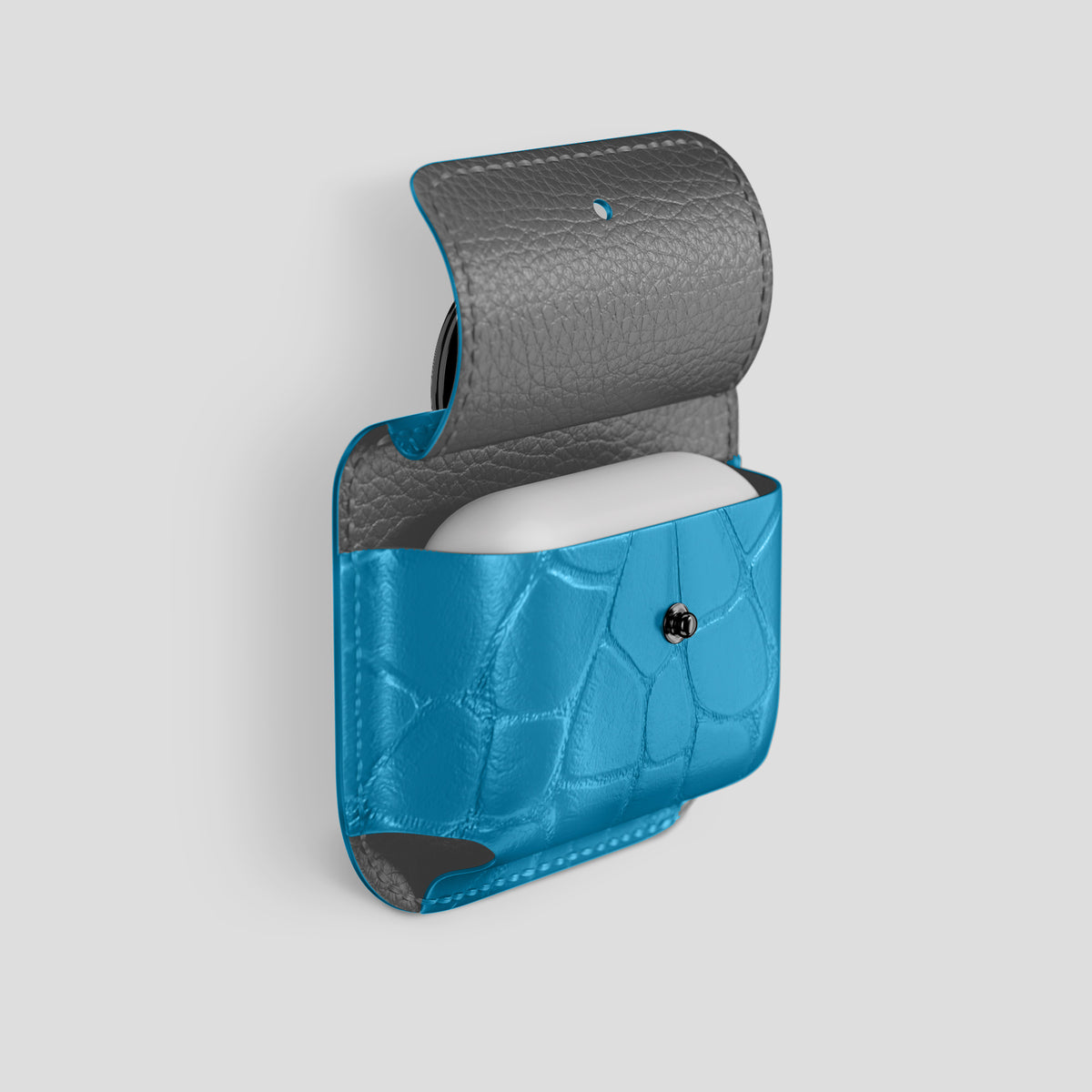 Curaçao-Blue AirPods (4th gen) Pouch In Alligator with Black Metal -3 | Curaçao-Blue-Black