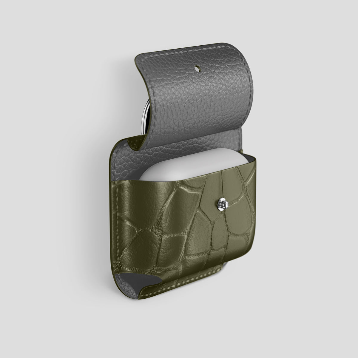 Kaki-Green AirPods (4th gen) Pouch In Alligator with Steel Metal -3 | Kaki-Green-Steel