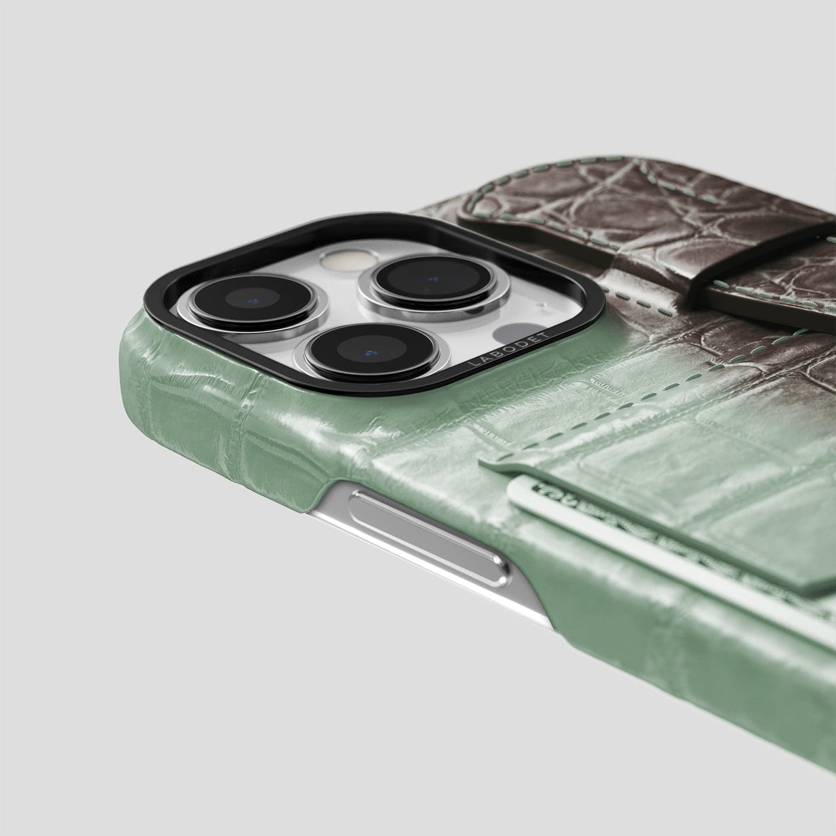 Pistachio iPhone 14 Pro Cardholder Strap Himalayan Crocodile with Black Metal -5 | Pistachio-Black
