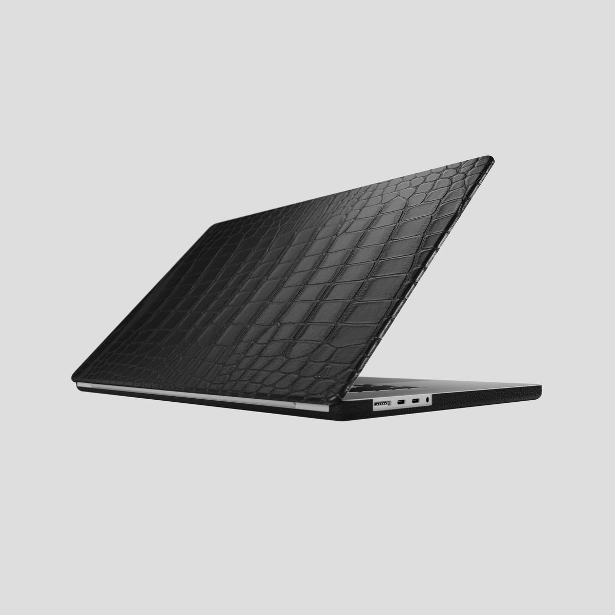 Black Case For MacBook Air 15-inch (2023 / 2024) Alligator with Black Metal -1 | Black-Black
