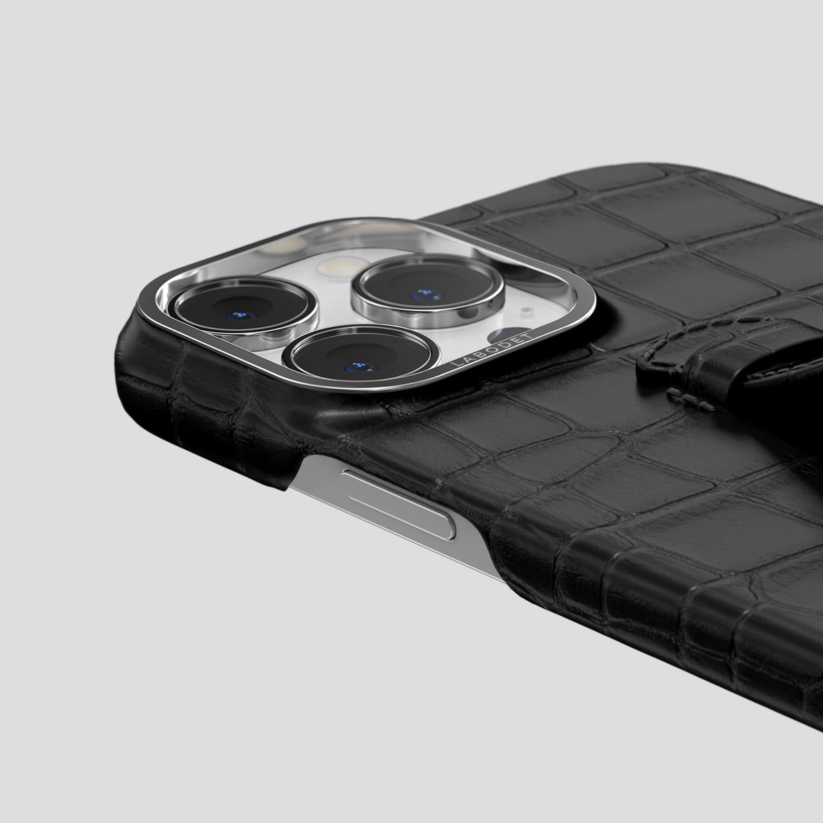 Black iPhone 15 Pro Centre Handle Case In Alligator with Steel Metal -5 | Black-Steel