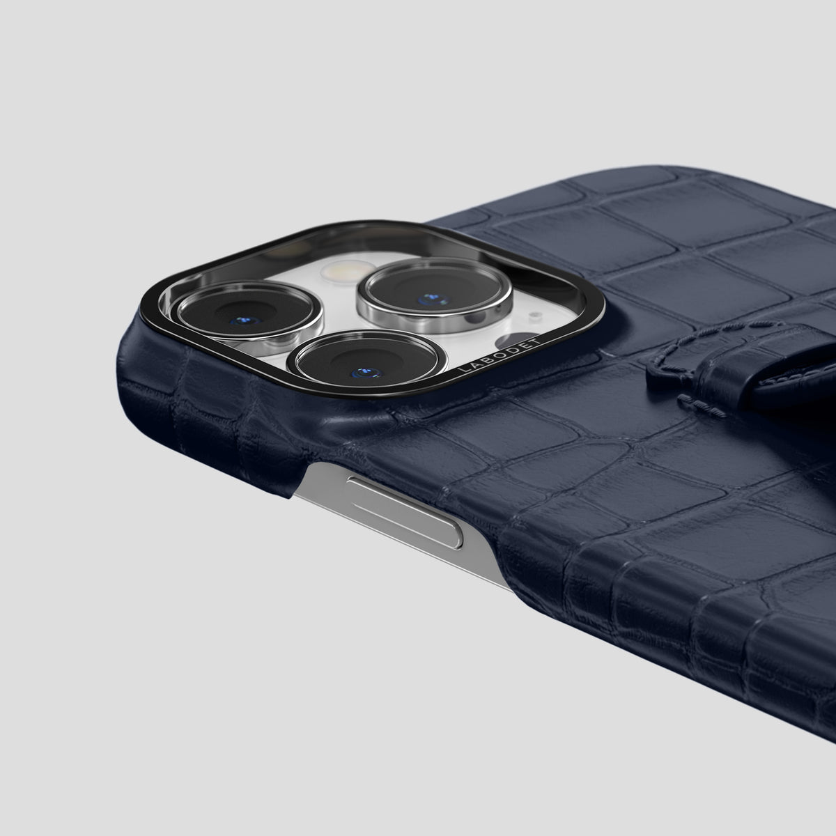 Navy Blue iPhone 15 Pro Centre Handle Case In Alligator with Black Metal -5 | Navy-Blue-Black