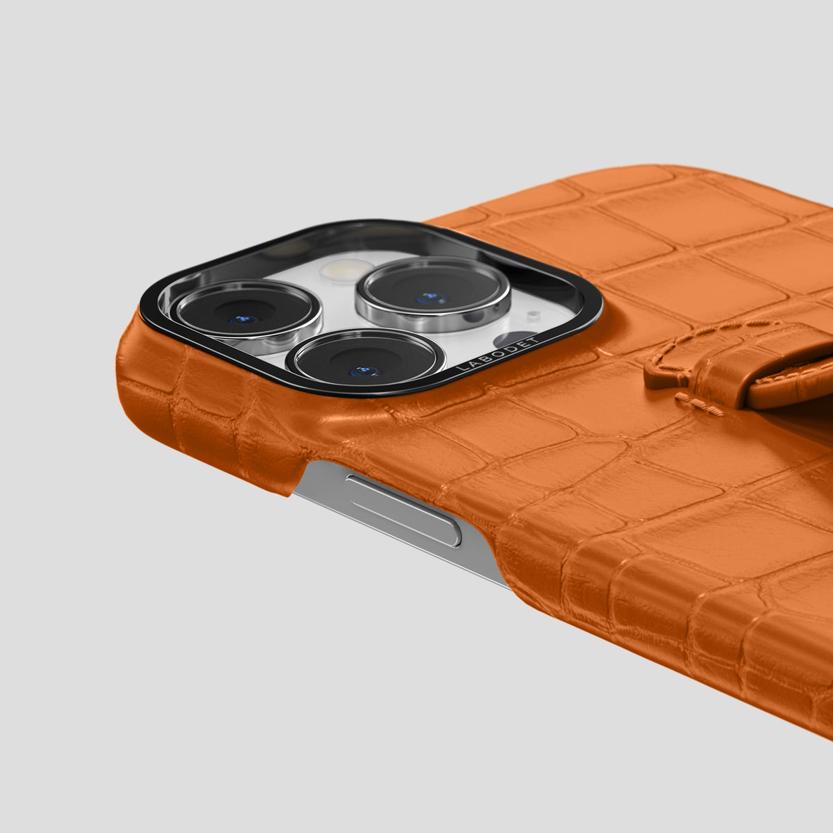 Orange iPhone 15 Pro Centre Handle Case In Alligator with Black Metal -5 | Orange-Black