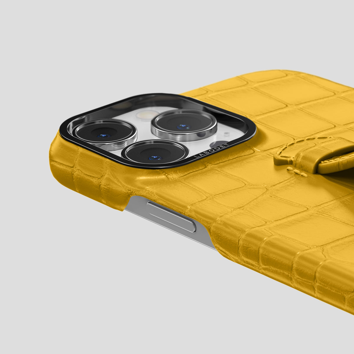 Yellow iPhone 15 Pro Centre Handle Case In Alligator with Black Metal -5 | Yellow-Black