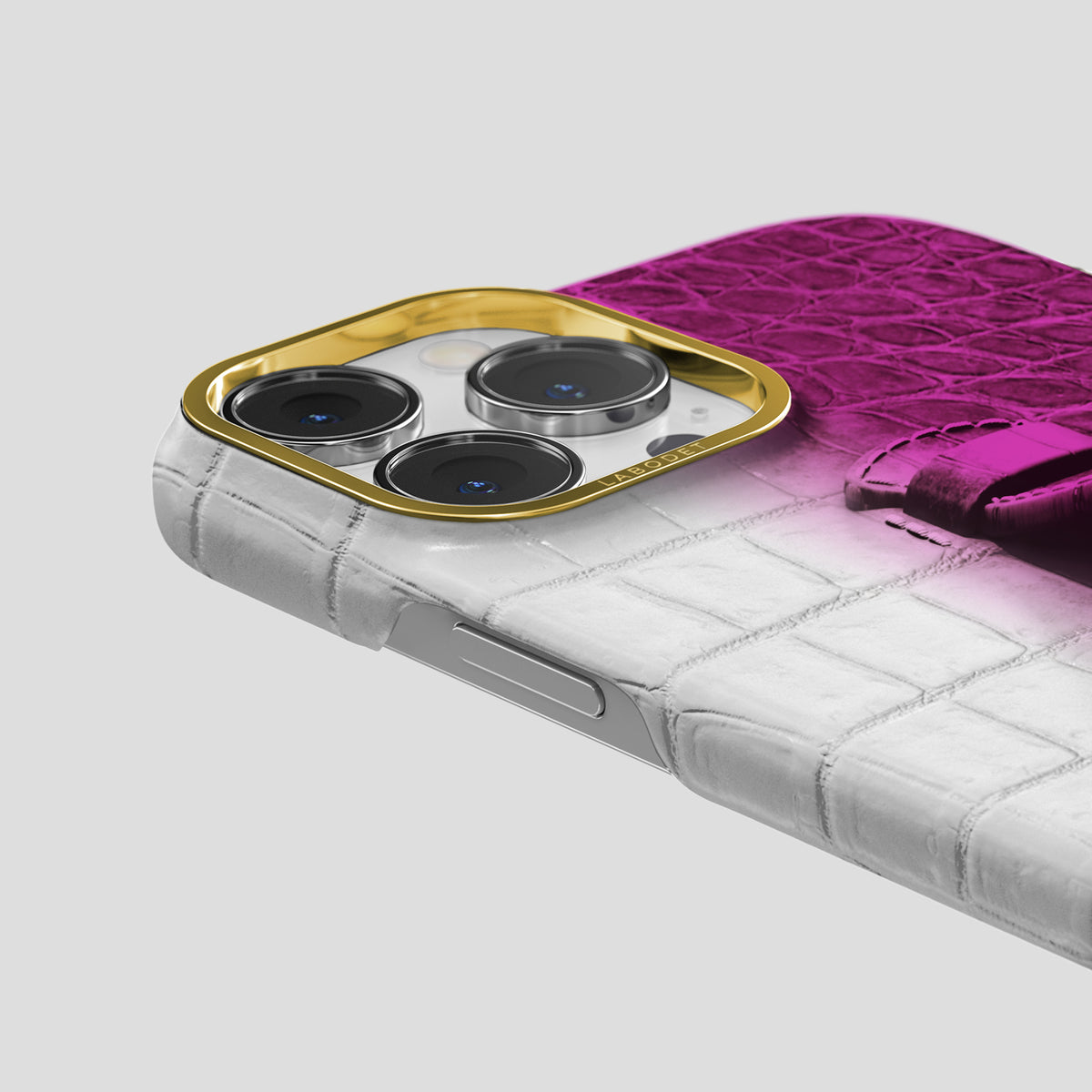 Fuchsia iPhone 15 Pro Center Handle Himalayan Crocodile with Gold Metal -5 | Fuchsia-Gold