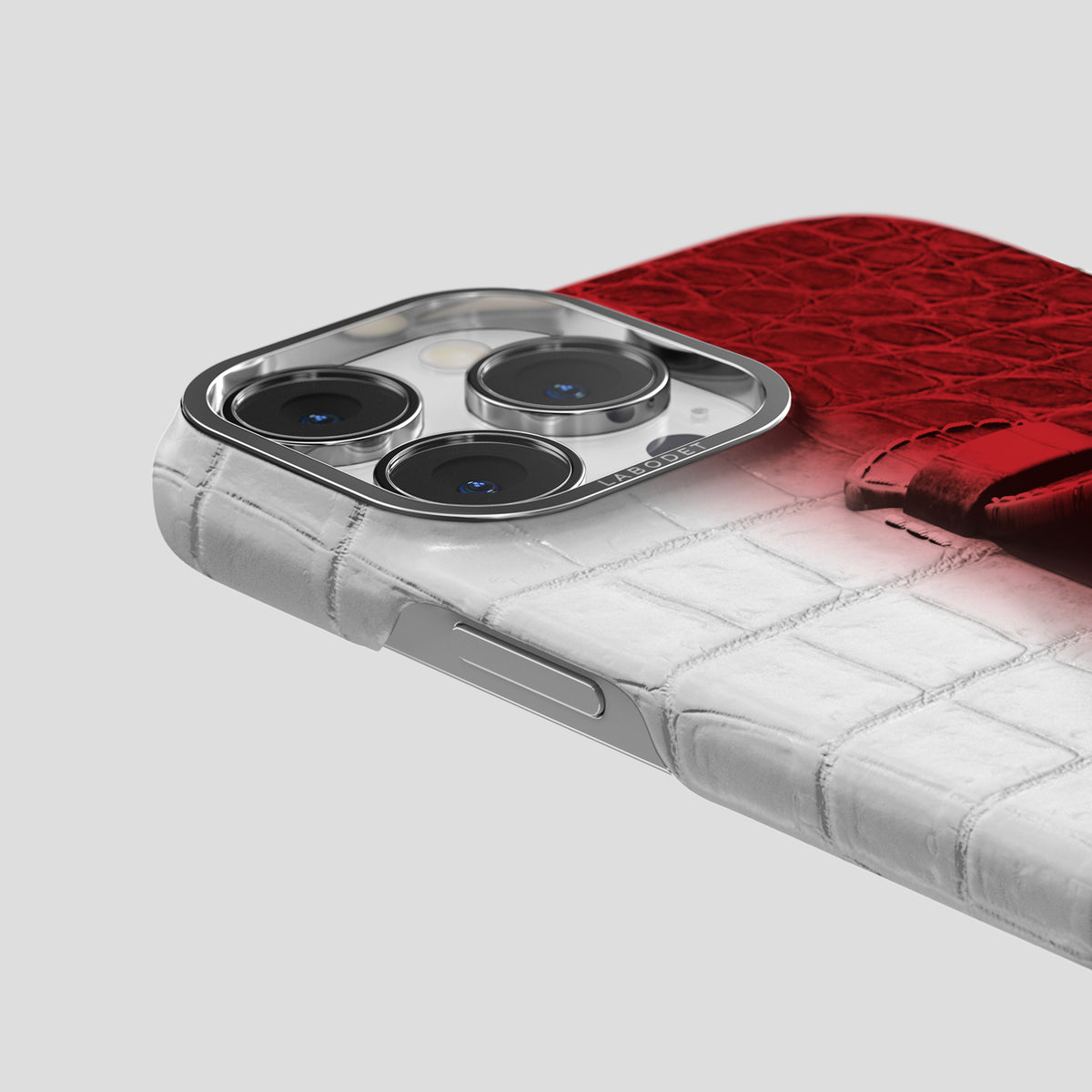Red iPhone 15 Pro Center Handle Himalayan Crocodile with Steel Metal -5 | Red-Steel