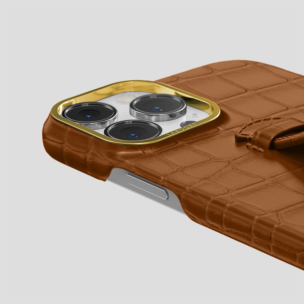 Honey iPhone 15 Pro Max Handle Case Alligator with Gold Metal -5 | Honey-Gold