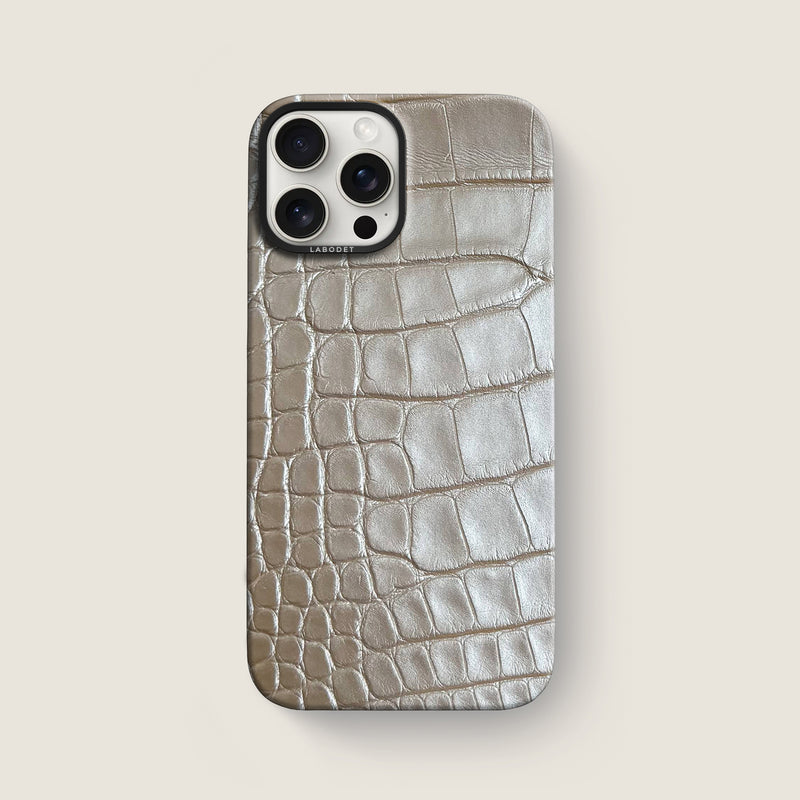 Pearly iPhone 16 Pro Max Classic Case 1/1 Alligator with Black Metal -1 | Pearly-Black