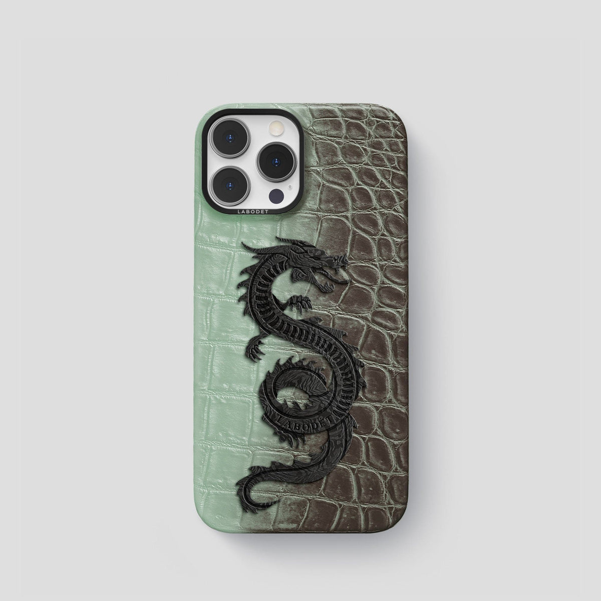Pistachio iPhone 15 Pro Himalaya Classic Case with Black Metal -1 | Pistachio-Black