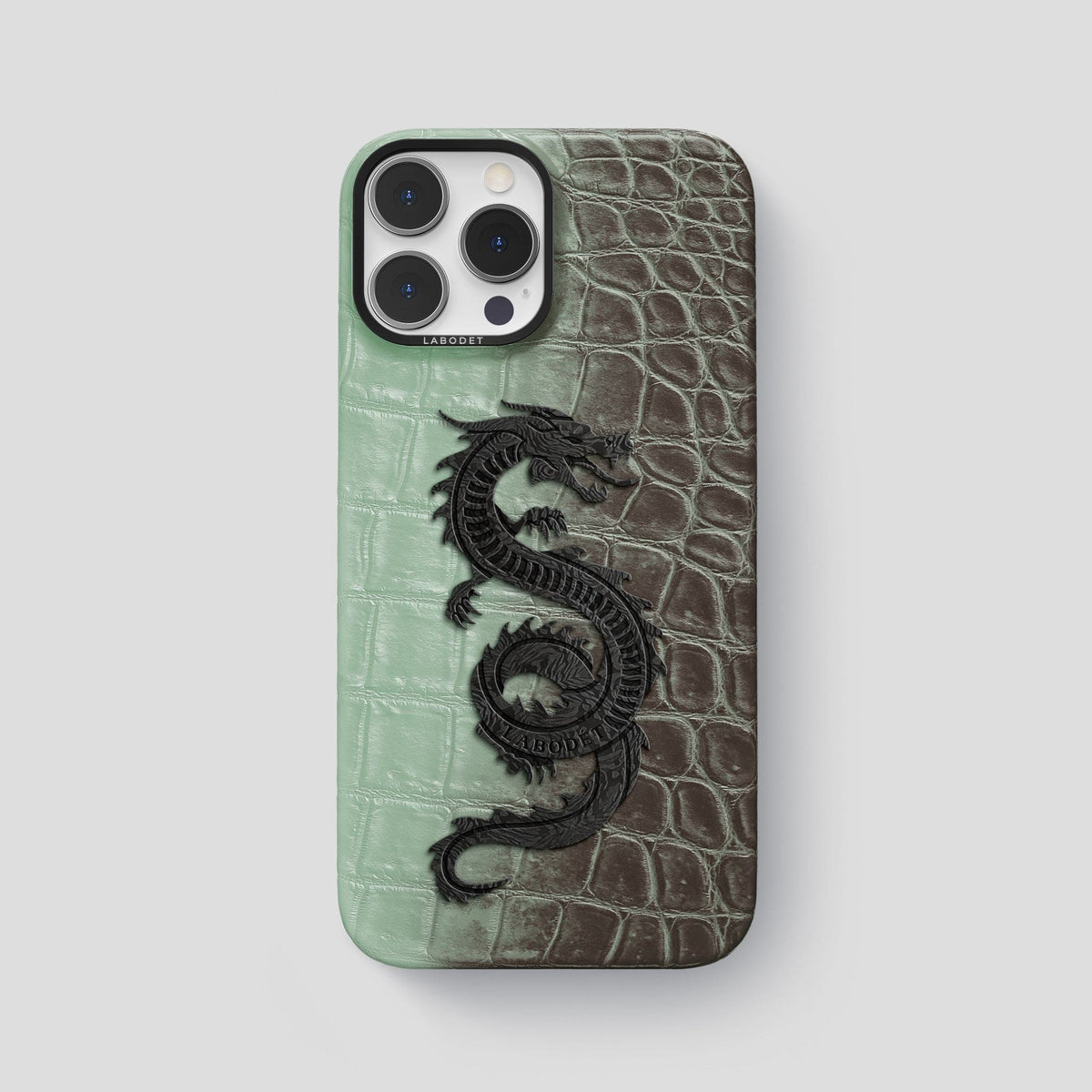 Pistachio iPhone 15 Pro Max Himalaya Classic Case with Black Metal -1 | Pistachio-Black