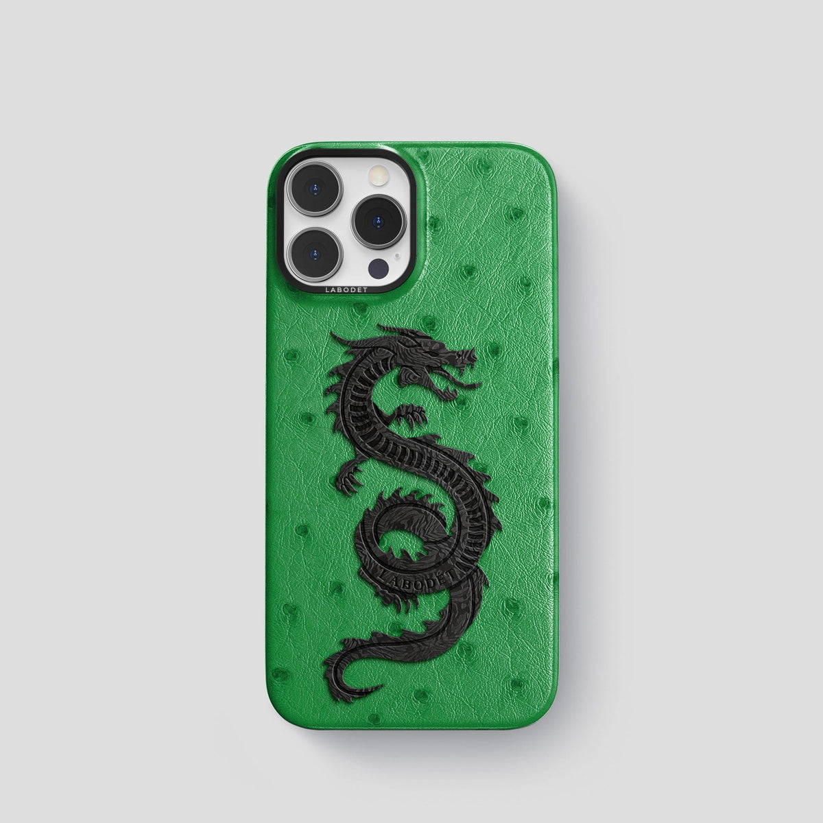 Kentucky Green iPhone 15 Pro Classic Case Ostrich with Black Metal -1 | Kentucky-Green-Black