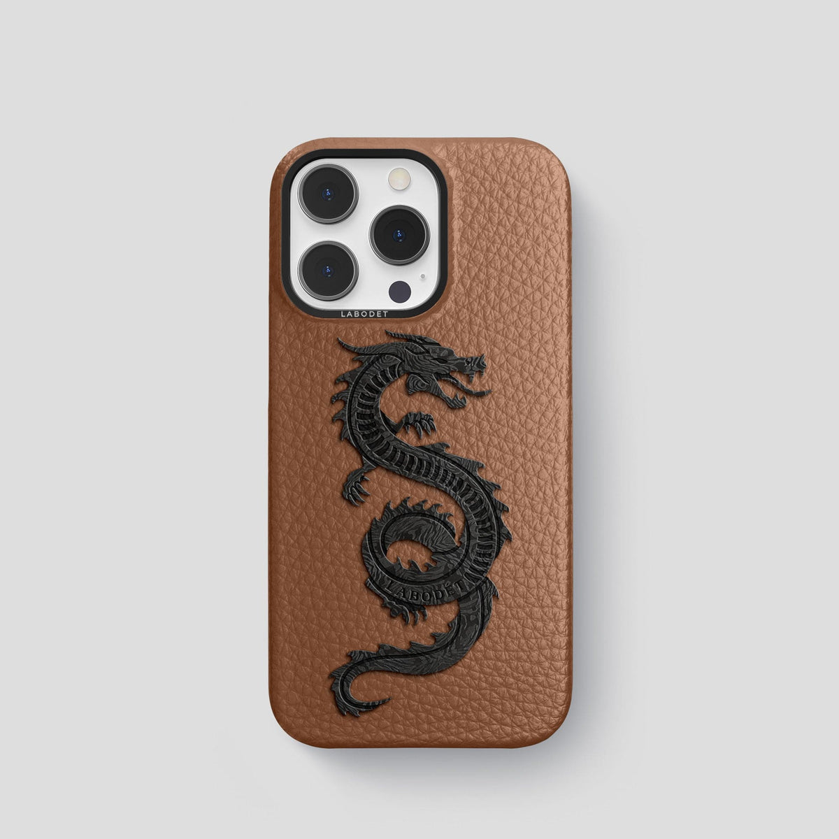 Caramel iPhone 15 Pro Classic Case Calf with Black Metal -1 | Caramel-Black