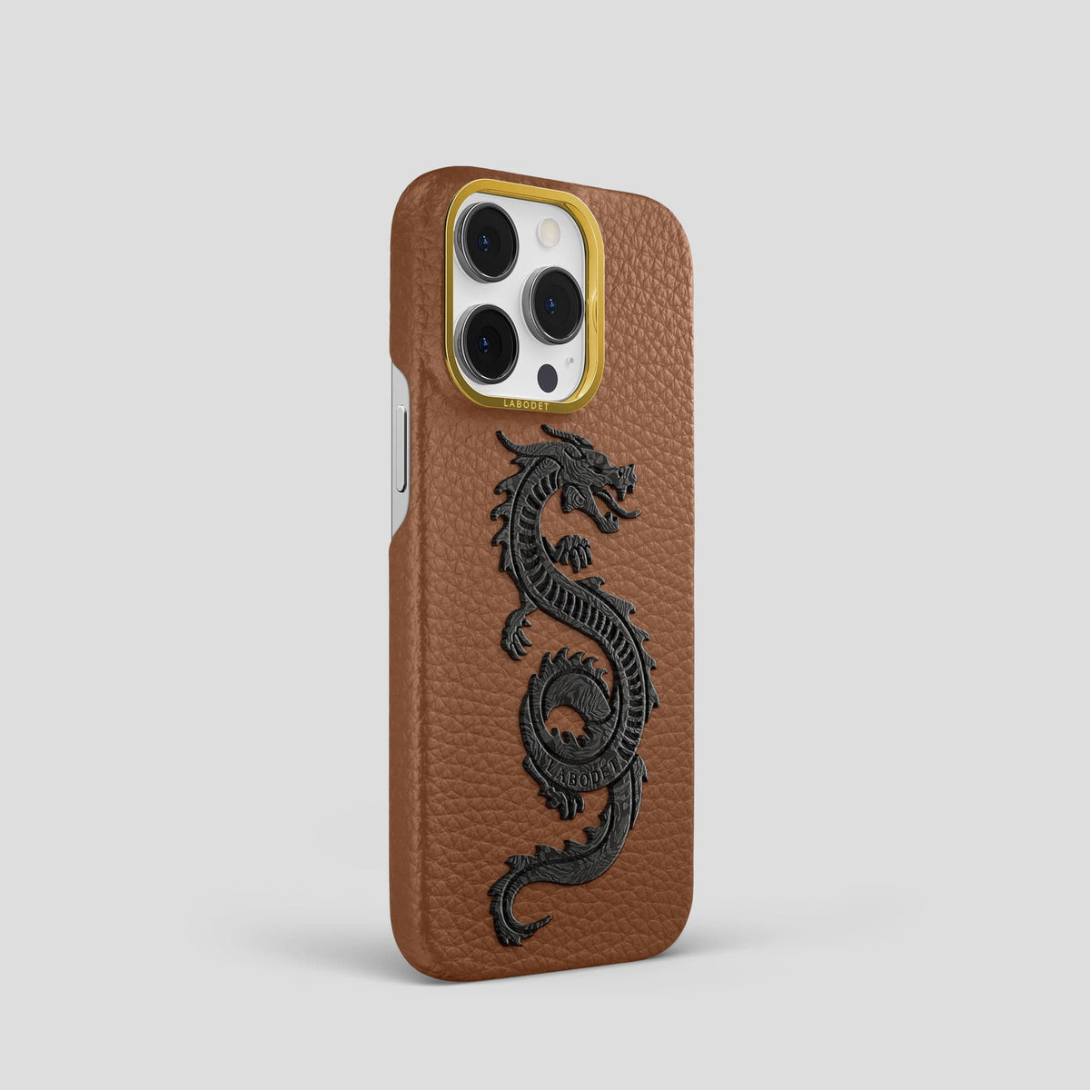Caramel iPhone 15 Pro Classic Case Calf with Gold Metal -2 | Caramel-Gold