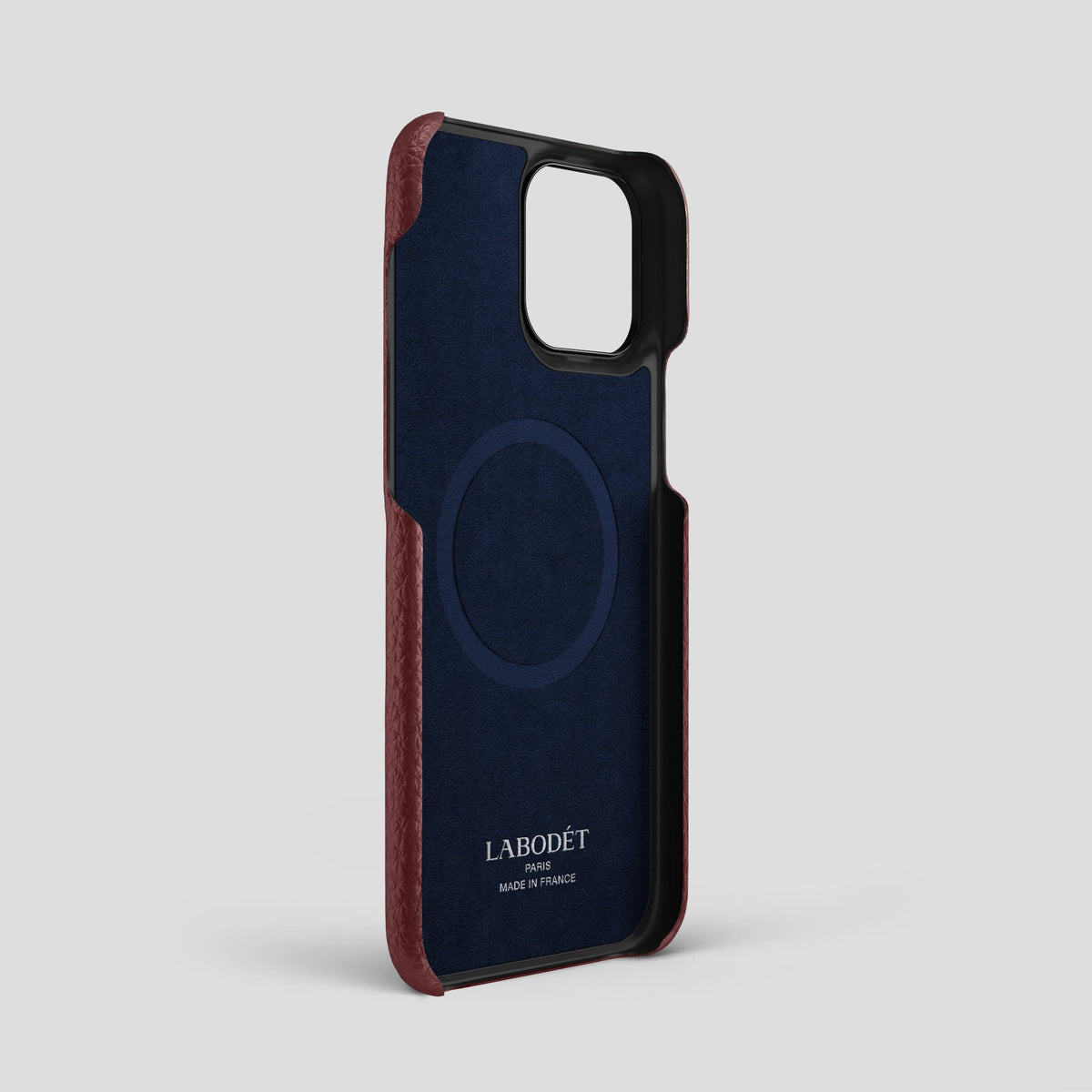 Bordeaux iPhone 15 Pro Max Classic Case Calf with Black Metal -4 | Bordeaux-Black