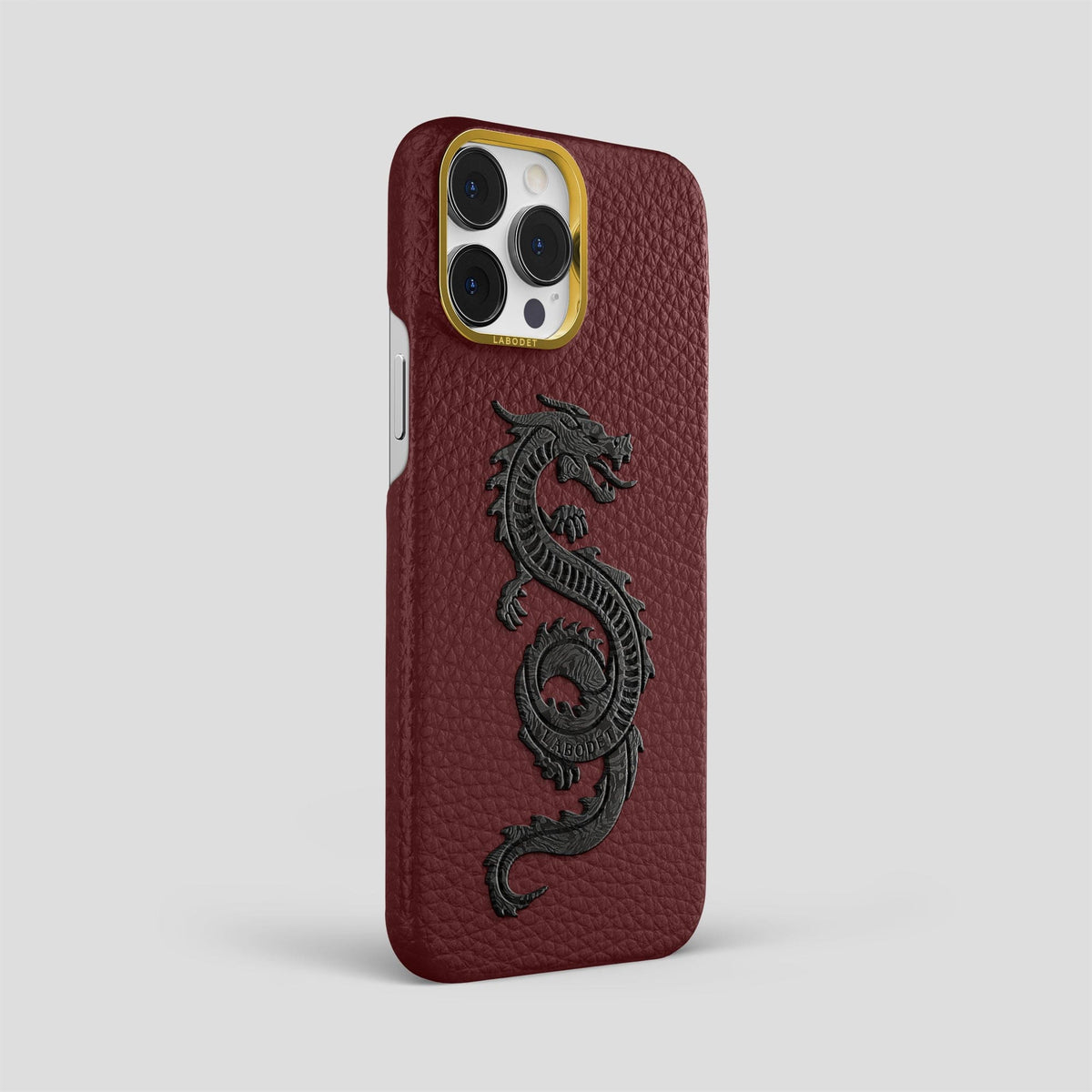 Bordeaux iPhone 15 Pro Max Classic Case Calf with Gold Metal -2 | Bordeaux-Gold