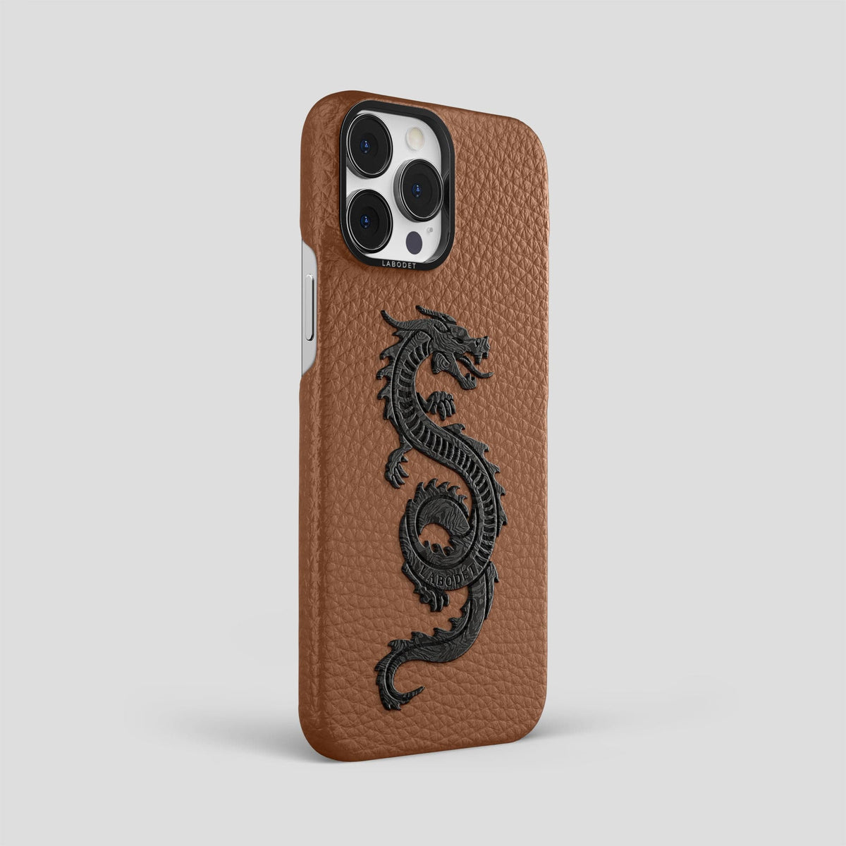 Caramel iPhone 15 Pro Max Classic Case Calf with Black Metal -2 | Caramel-Black