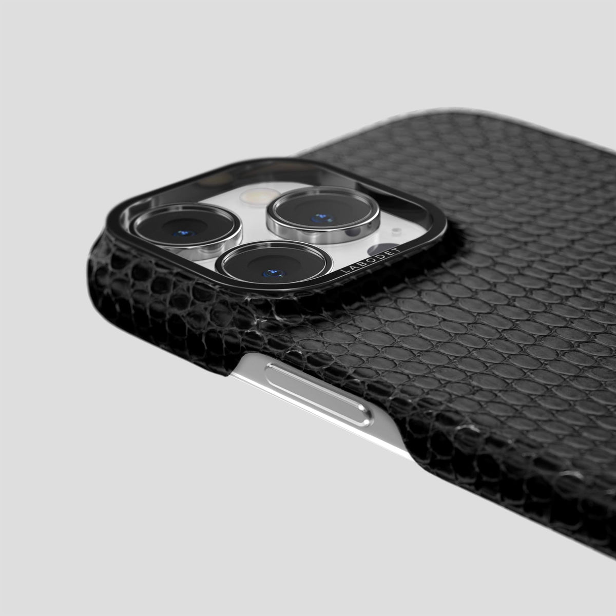 Black iPhone 14 Pro Classic Case with Black Metal -6 | Black-Black