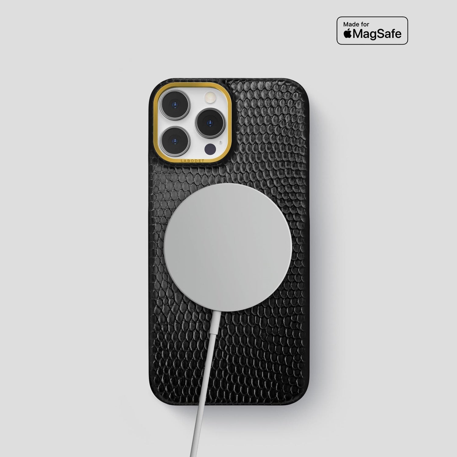 Black iPhone 14 Pro Classic Case with Gold Metal -5 | Black-Gold