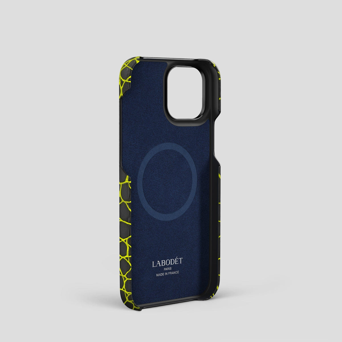 Neon-Yellow iPhone 14 Pro Classic Case Luminescent Alligator with Black Metal -5 | Neon-Yellow-Black