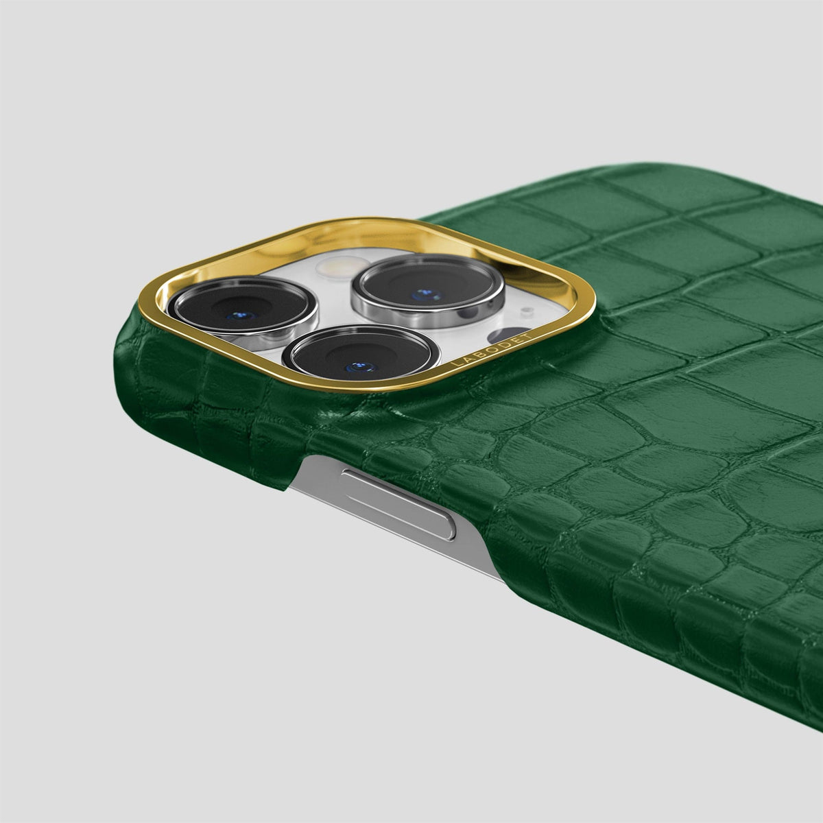 Forest-Green iPhone 15 Pro Classic Case Alligator with Gold Metal -5 | Forest-Green-Gold