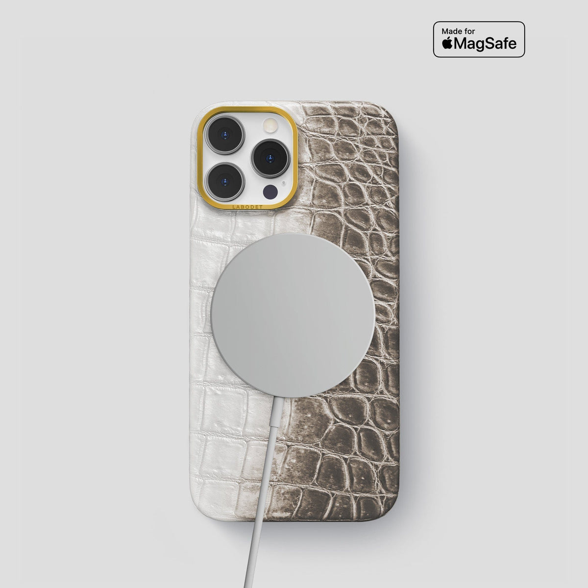 Dark iPhone 14 Pro Himalaya Classic Case with Gold Metal -4 | Dark-Gold