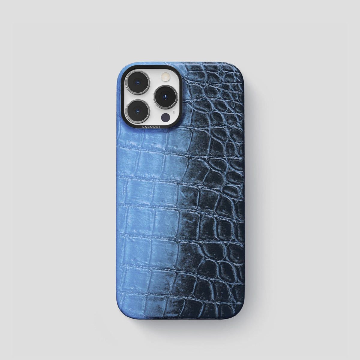 Lavender iPhone 14 Pro Himalaya Classic Case with Black Metal -1 | Lavender-Black