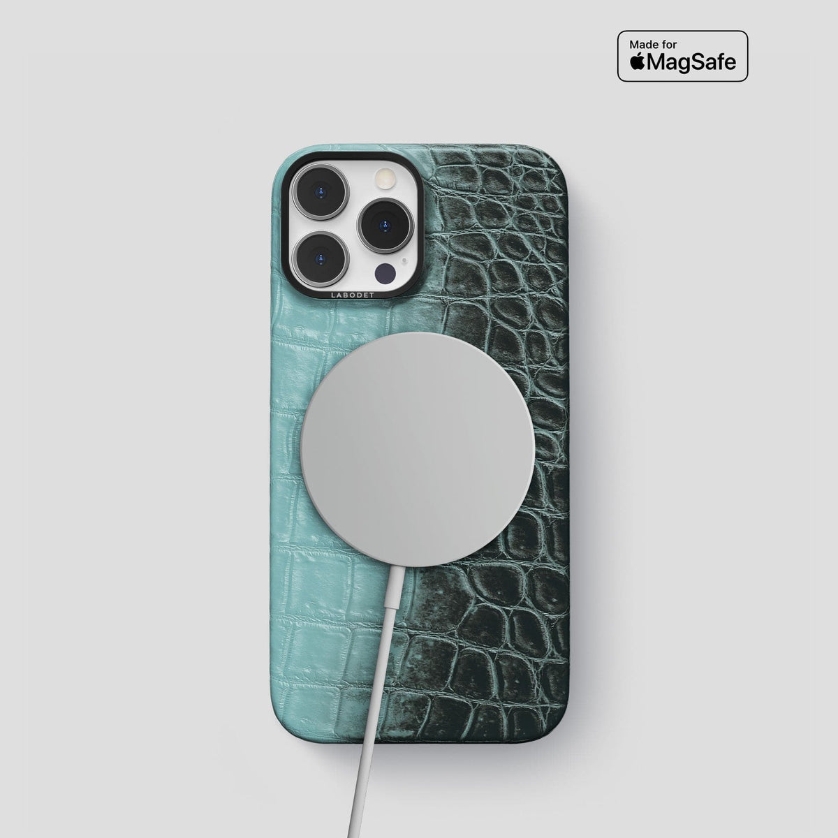 Light-Mint iPhone 14 Pro Himalaya Classic Case with Black Metal -4 | Light-Mint-Black