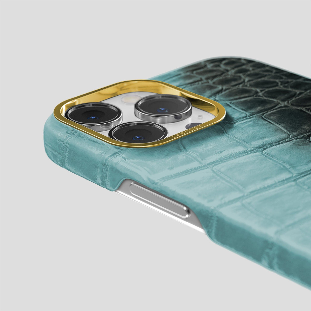 Light-Mint iPhone 14 Pro Himalaya Classic Case with Gold Metal -5 | Light-Mint-Gold