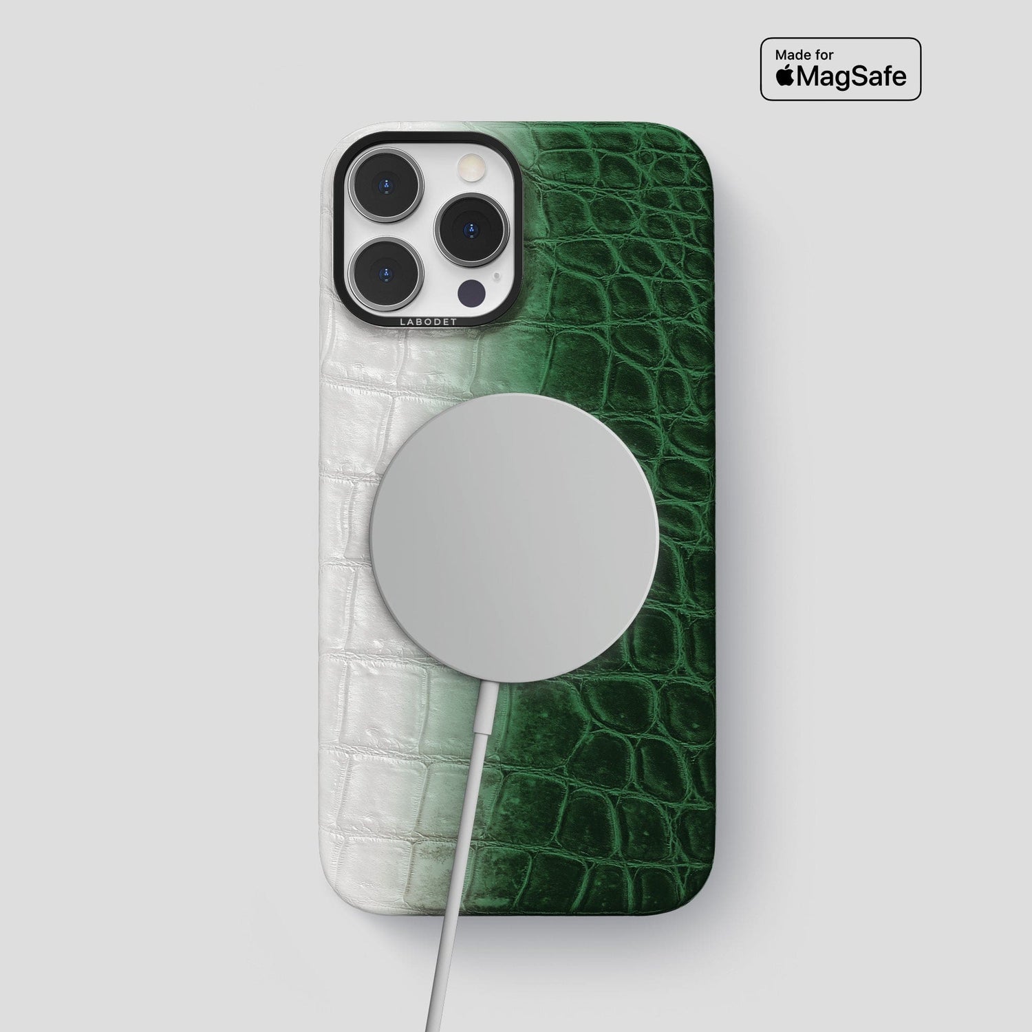 Green iPhone 14 Pro Max Himalaya Classic Case with Black Metal -4 | Green-Black