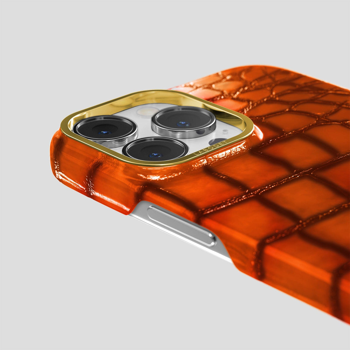 Clay-Court iPhone 15 Pro Max Classic Case Patina Alligator with Gold Metal -6 | Clay-Court-Gold