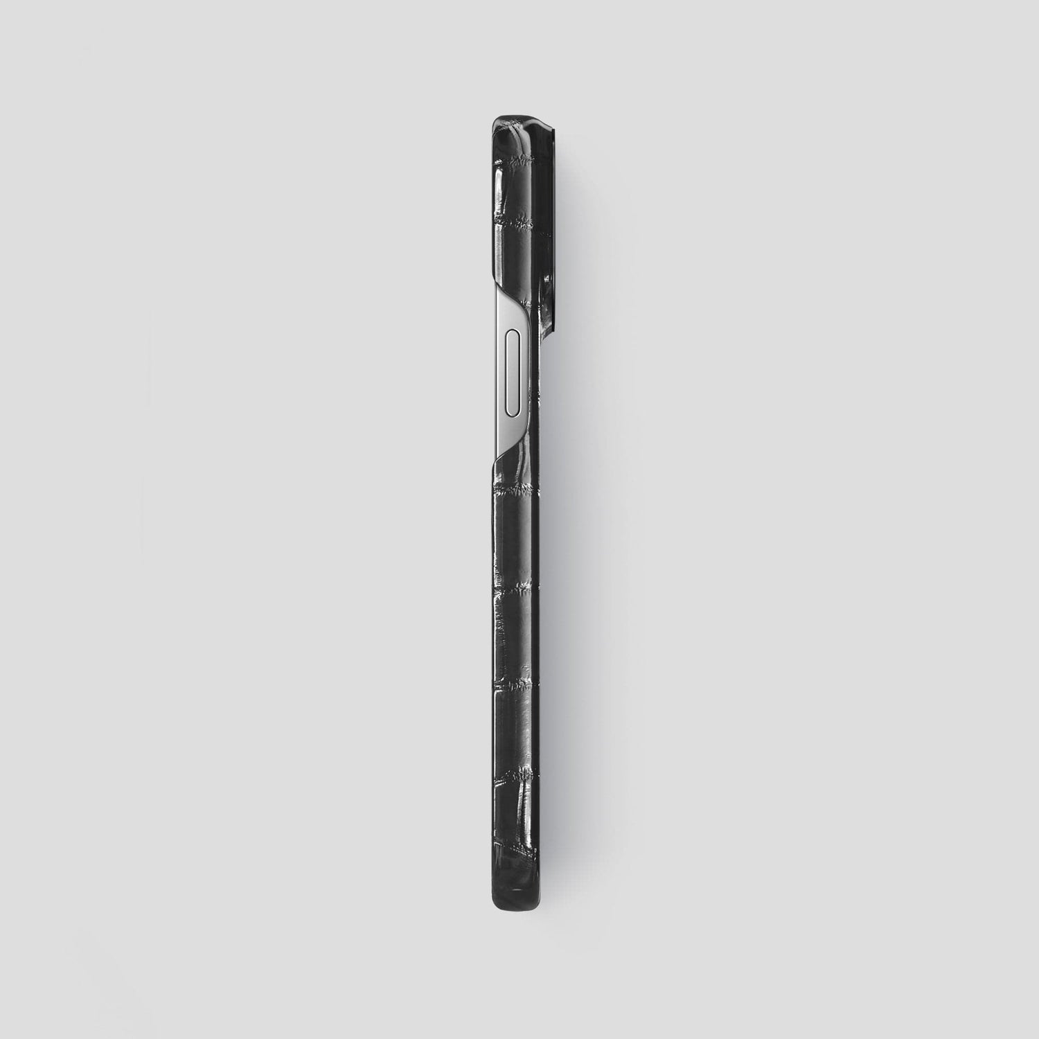 Havana-Black iPhone 15 Pro Max Classic Case Patina Alligator with Black Metal -3 | Havana-Black-Black