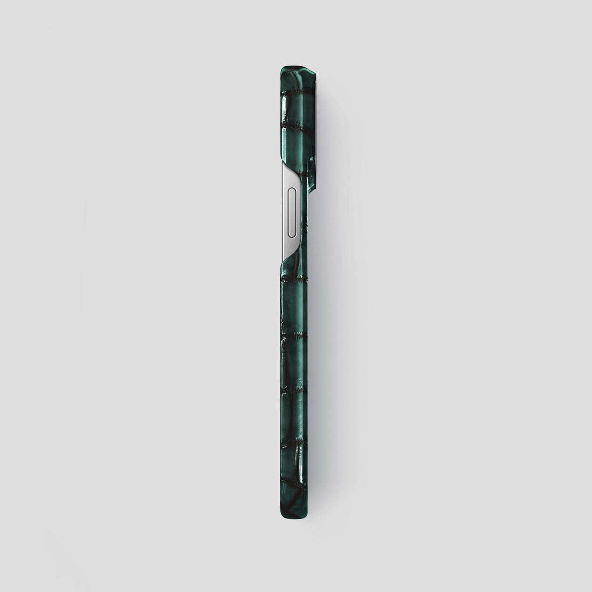 Green iPhone 15 Pro Max Classic Case Patina Alligator with Black Metal -3 | Green-Black