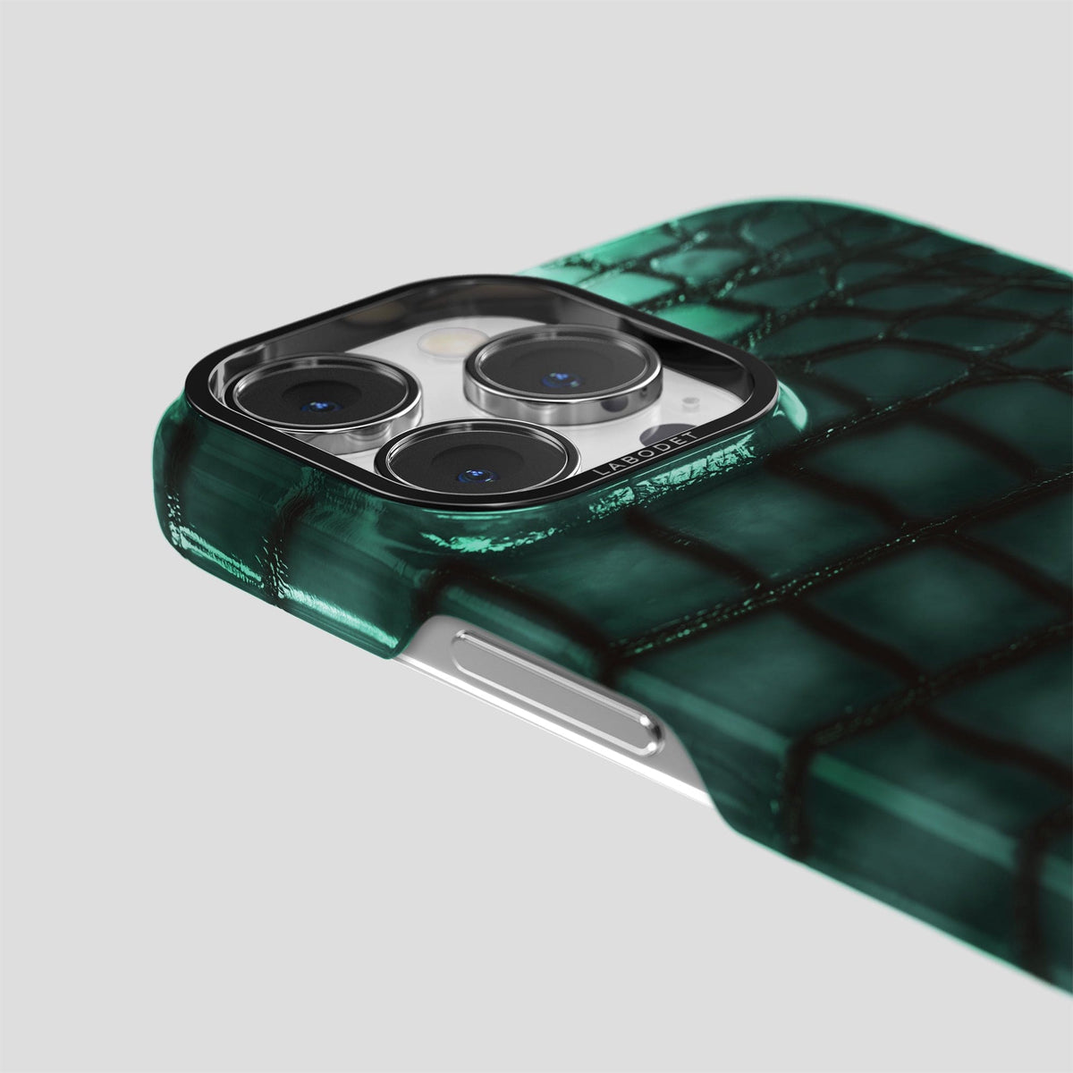 Green iPhone 15 Pro Max Classic Case Patina Alligator with Black Metal -6 | Green-Black