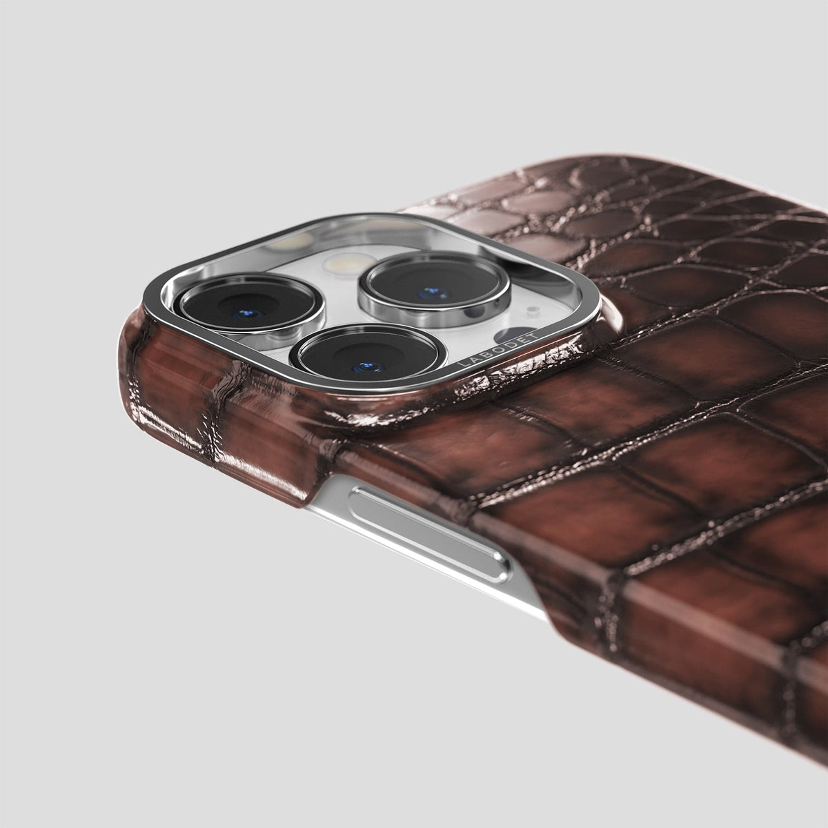 Havana-Brown iPhone 15 Pro Max Classic Case Patina Alligator with Steel Metal -6 | Havana-Brown-Steel