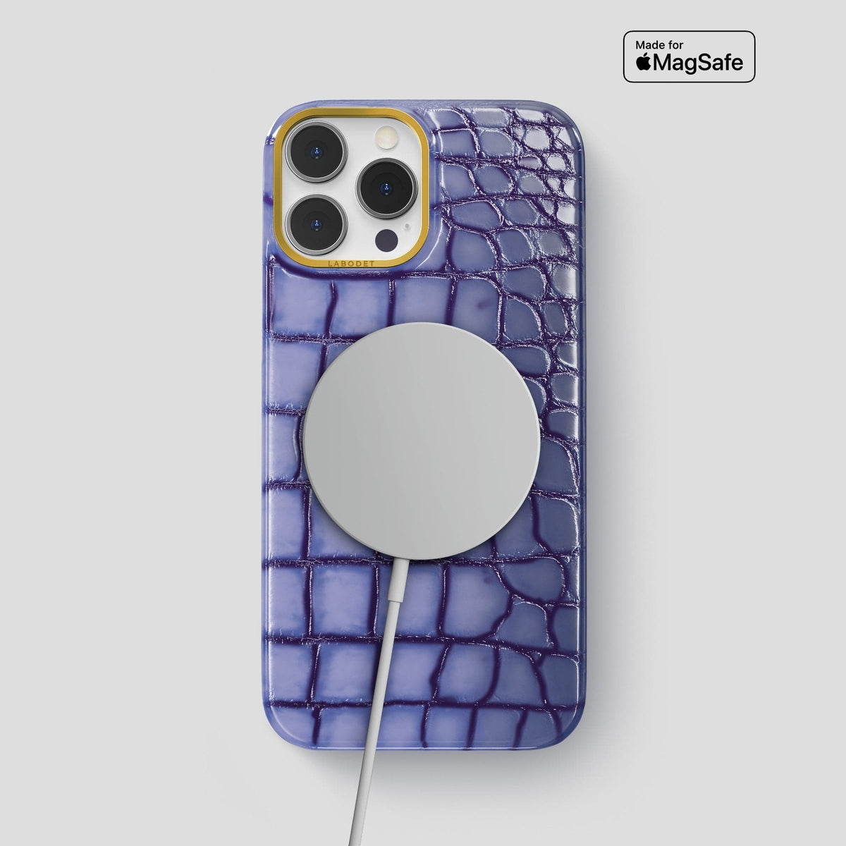 Lilac iPhone 15 Pro Max Classic Case Patina Alligator with Gold Metal -5 | Lilac-Gold