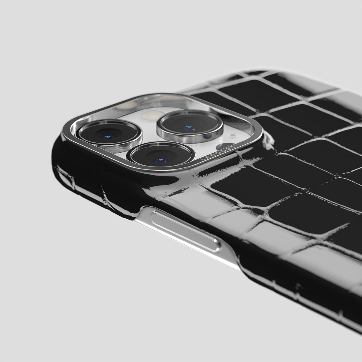 Black iPhone 15 Pro Max Classic Case Shiny Alligator with Steel Metal -6 | Black-Steel