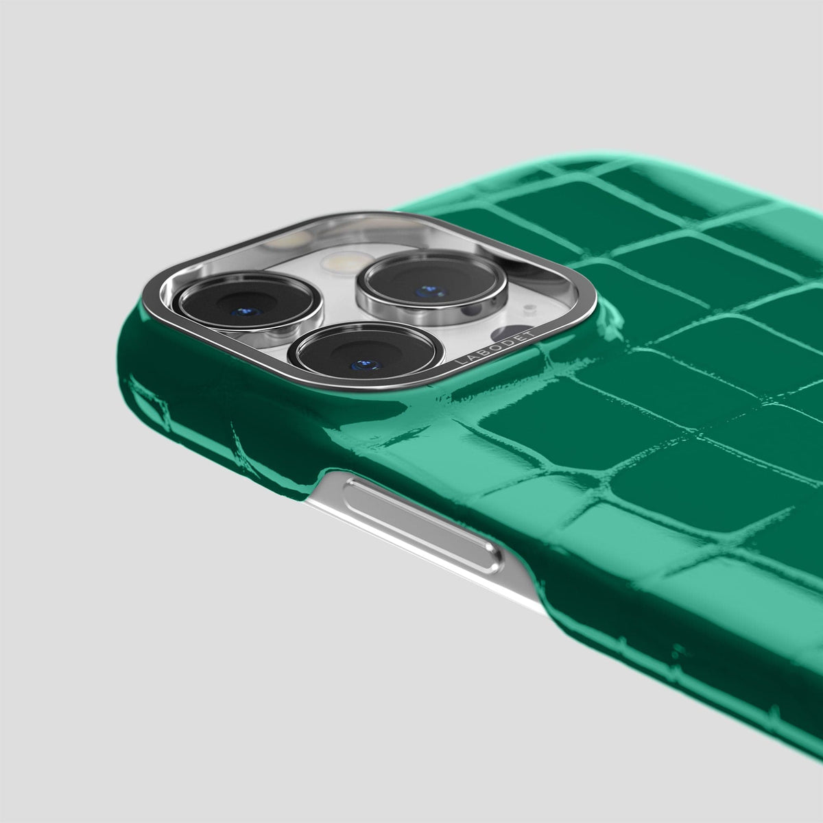 Green iPhone 15 Pro Max Classic Case Shiny Alligator with Steel Metal -6 | Green-Steel