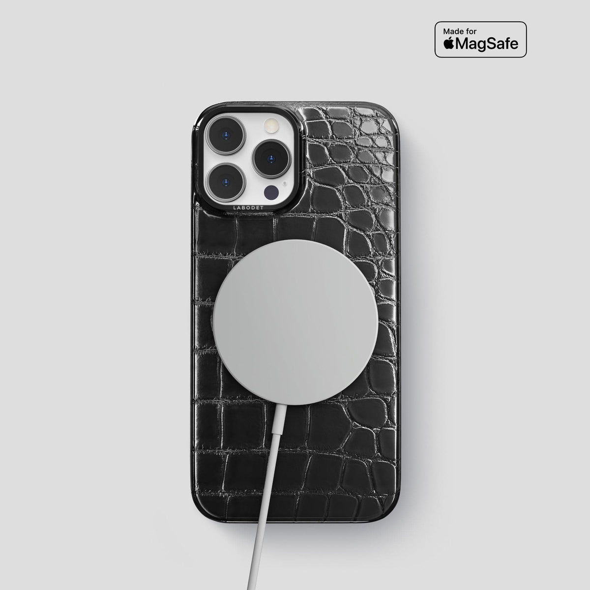 Havana-Black iPhone 15 Pro Classic Case Patina Alligator with Black Metal -5 | Havana-Black-Black