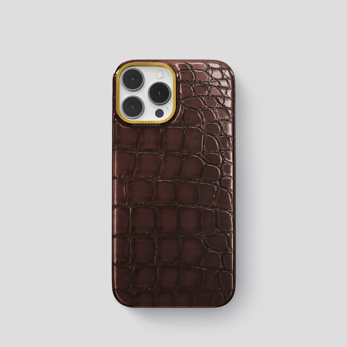 Grape-Wine iPhone 15 Pro Classic Case Patina Alligator with Gold Metal -1 | Grape-Wine-Gold