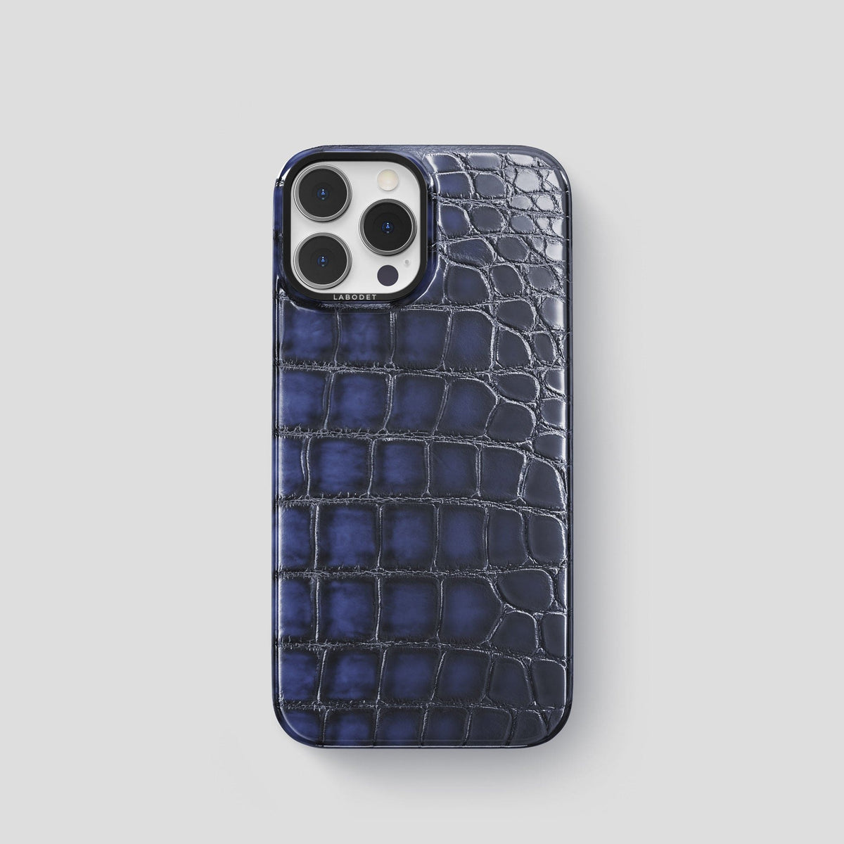 Havana-Blue iPhone 15 Pro Classic Case Patina Alligator with Black Metal -1 | Havana-Blue-Black