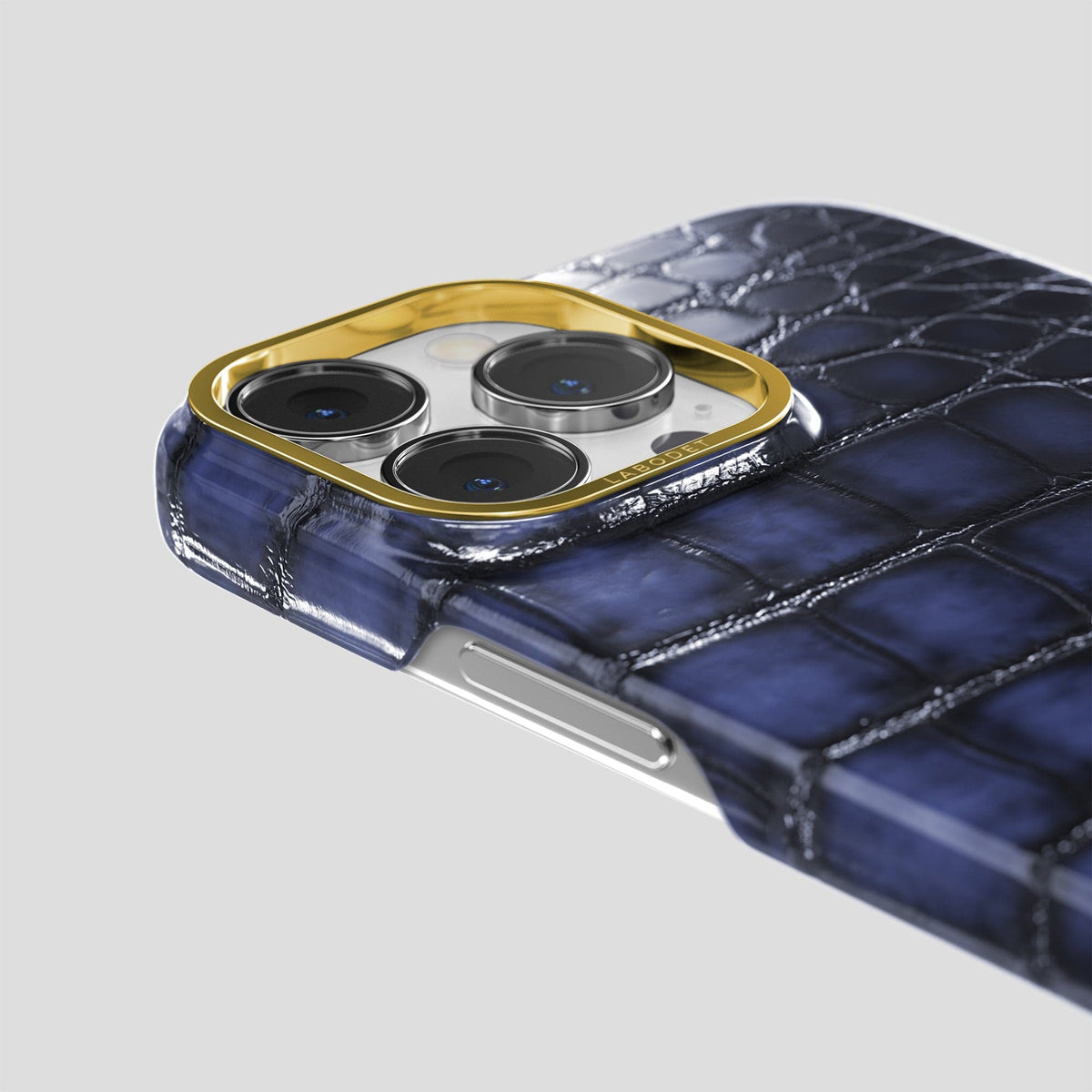 Havana-Blue iPhone 15 Pro Classic Case Patina Alligator with Gold Metal -6 | Havana-Blue-Gold