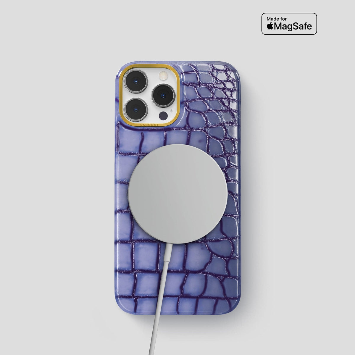 Lilac iPhone 15 Pro Classic Case Patina Alligator with Gold Metal -5 | Lilac-Gold