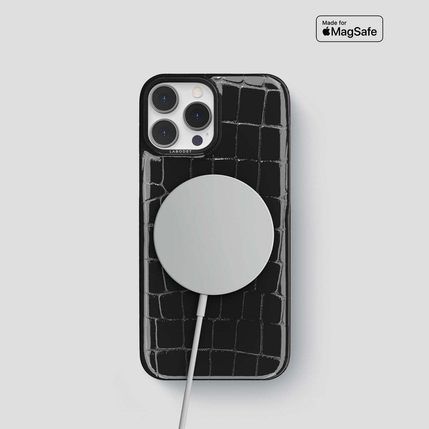 Black iPhone 15 Pro Shiny Alligator with Black Metal -5 | Black-Black