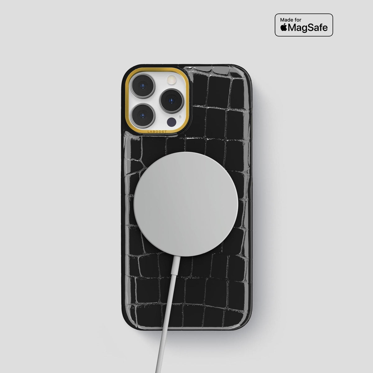 Black iPhone 15 Pro Shiny Alligator with Gold Metal -5 | Black-Gold