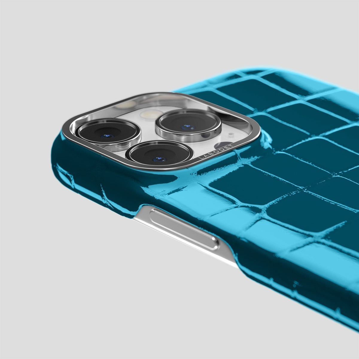 Blue iPhone 15 Pro Shiny Alligator with Steel Metal -6 | Blue-Steel