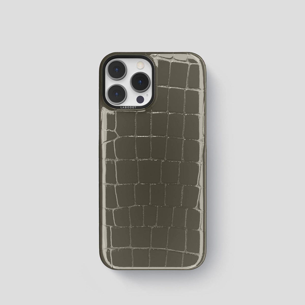 Concrete-Grey iPhone 15 Pro Shiny Alligator with Black Metal -1 | Concrete-Grey-Black