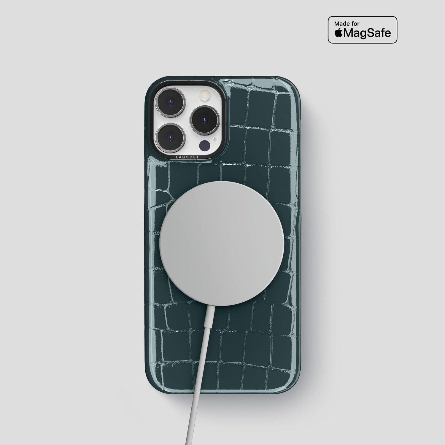 Duck Blue iPhone 15 Pro Shiny Alligator with Black Metal -5 | Duck-Blue-Black