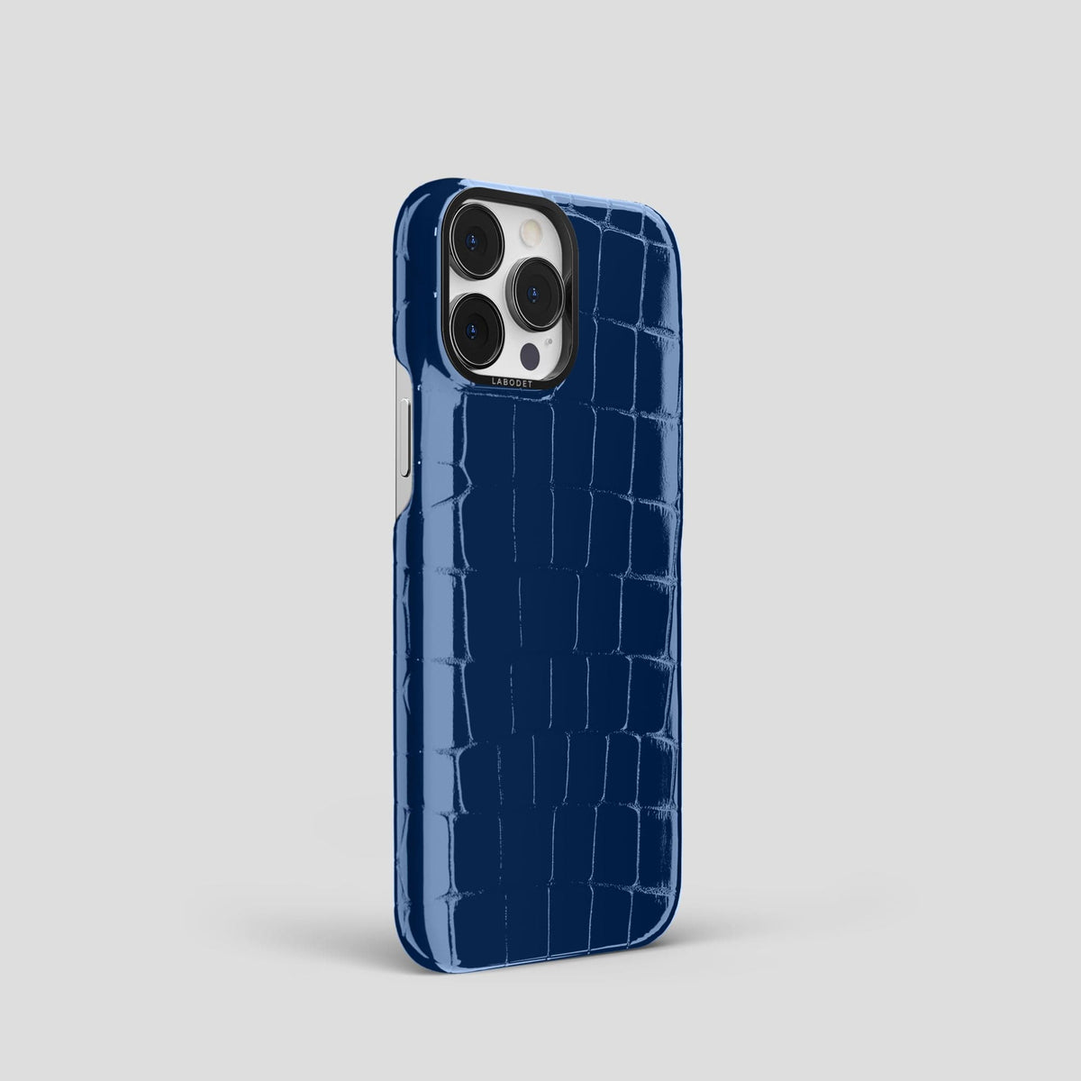 Mediterranean iPhone 15 Pro Shiny Alligator with Black Metal -2 | Mediterranean-Black