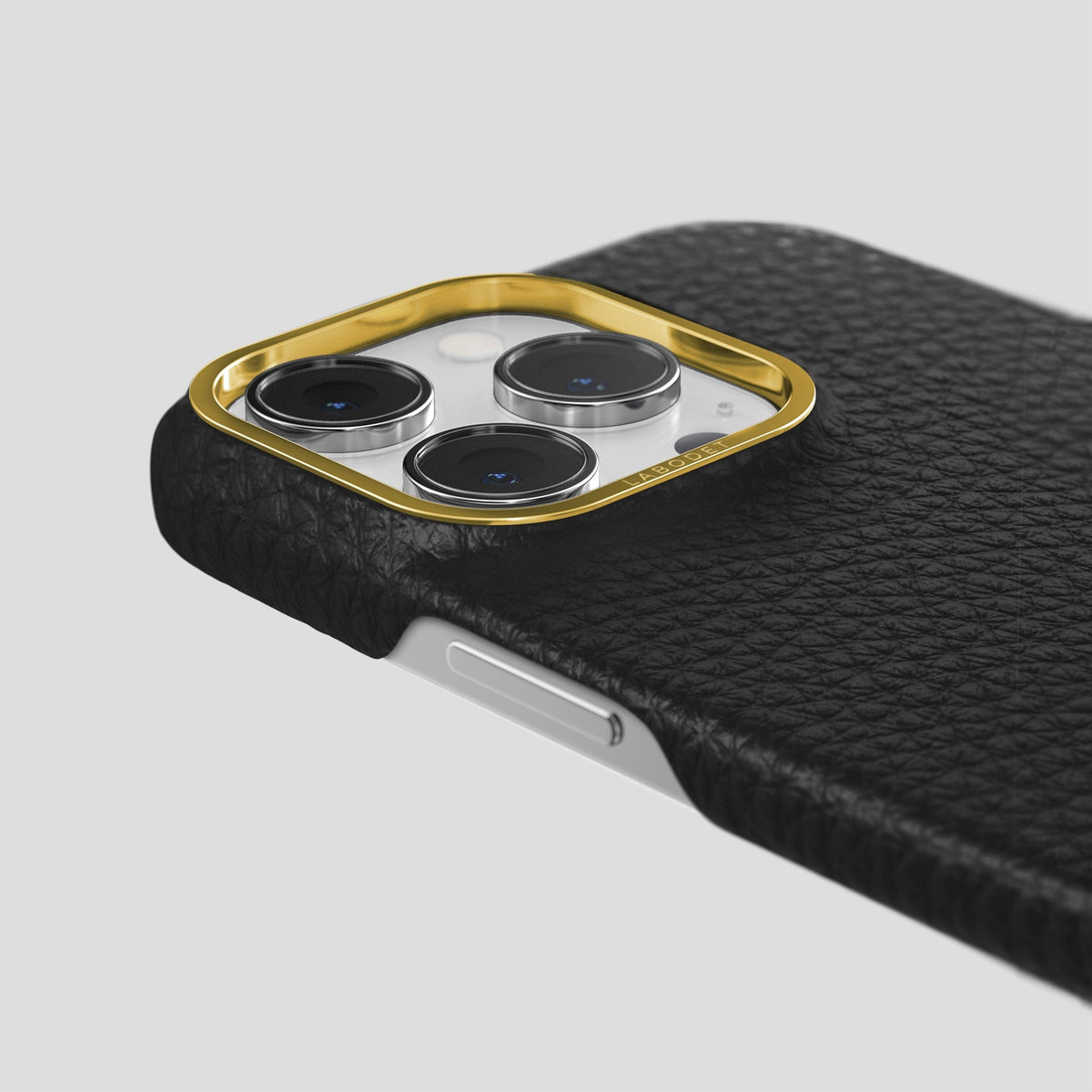 Black iPhone 15 Pro Classic Case Calf with Gold Metal -6 | Black-Gold