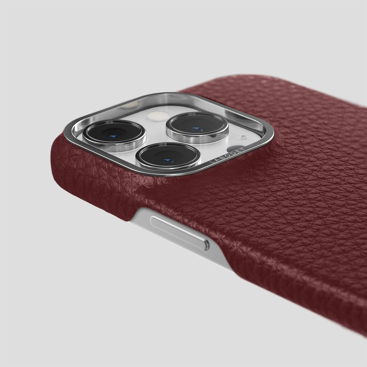 Bordeaux iPhone 15 Pro Classic Case Calf with Steel Metal -6 | Bordeaux-Steel